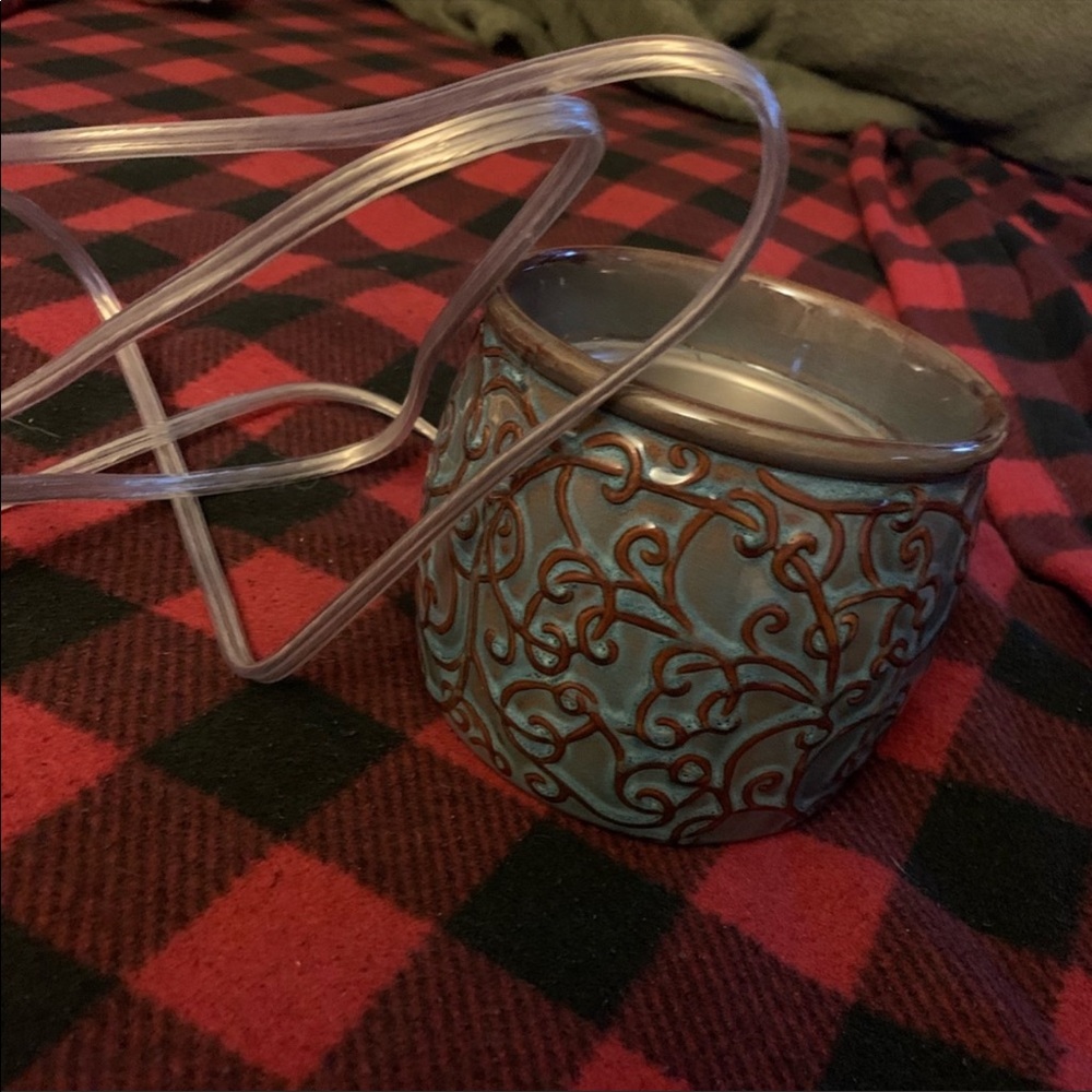 Wax warmer